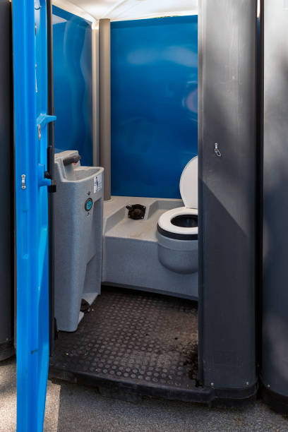 Best Portable bathroom rental  in Redmond, OR
